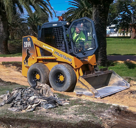Dad 2044 Mustang - Frank Mammoliti - Shorty - by @TONCA Earthmoving ©Vidimage ©Joe Mammoliti - 003