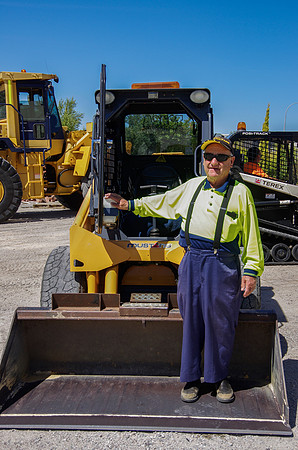 Dad 2044 Mustang - Frank Mammoliti - Shorty - by ©TONCA Earthmoving ©Vidimage ©Joe Mammoliti - 001