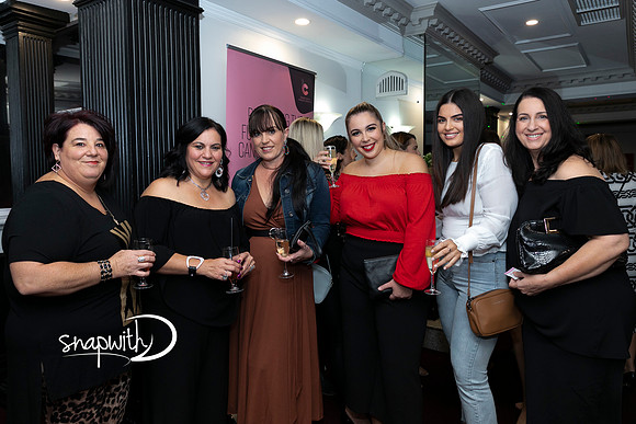 Ladies Lets Catch Up - ©SnapwithD ©Demi Mammoliti